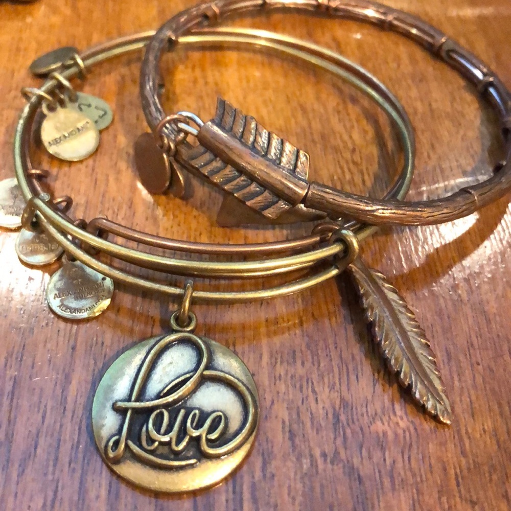 Lot of 8 gold/rose gold Alex and Ani